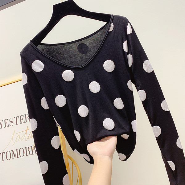 Pöttyös női blúz fehér és fekete színben