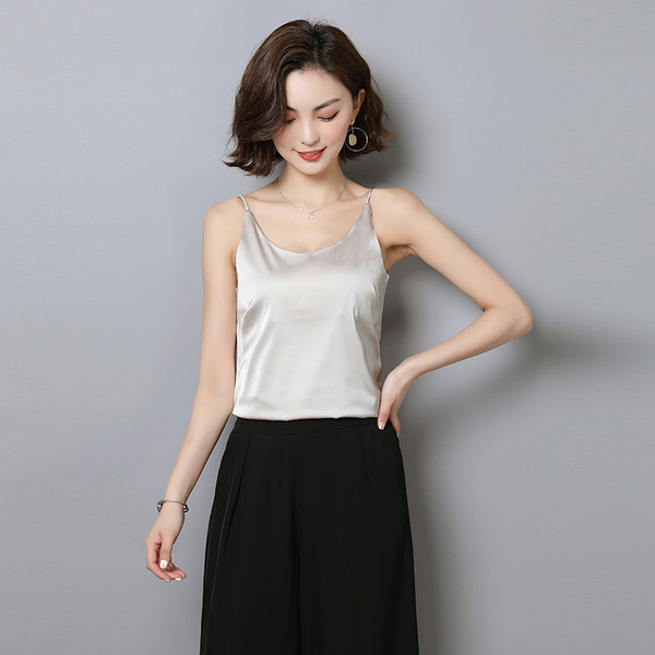 Modern női felső vékony pántokkal - három színben