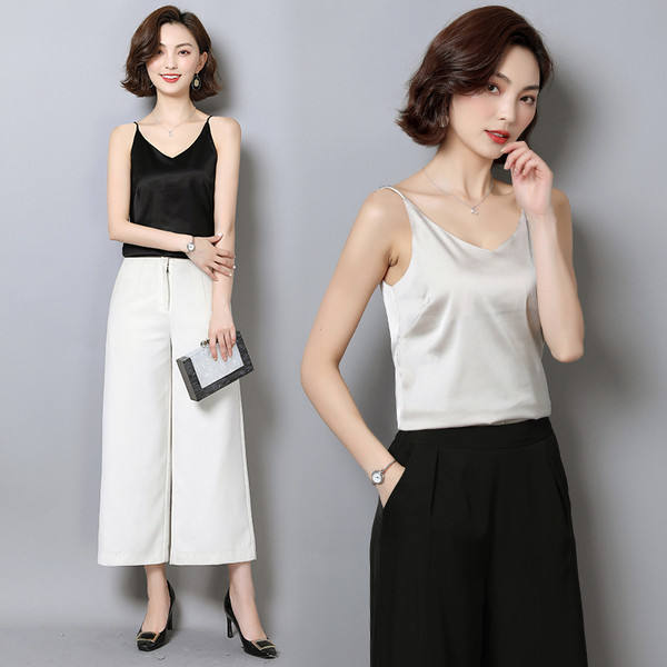 Modern női felső vékony pántokkal - három színben