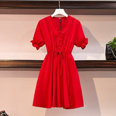 Stílusos női ruha rövid ujjú és megkötős három színben