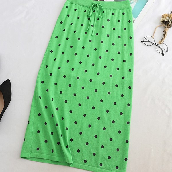 Modern női pöttyös szoknya fehér, zöld és fekete színekben