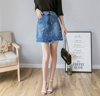 Modern női farmerszoknya díszgyöngyökkel