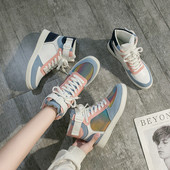 Alkalmi női tornacipő fűzővel, lapos talppal, két színben