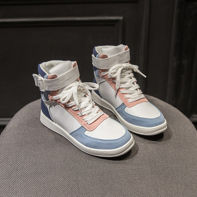 Alkalmi női tornacipő fűzővel, lapos talppal, két színben