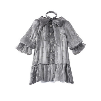 Stílusos női ruha gyöngyökkel fehér és szürke színben