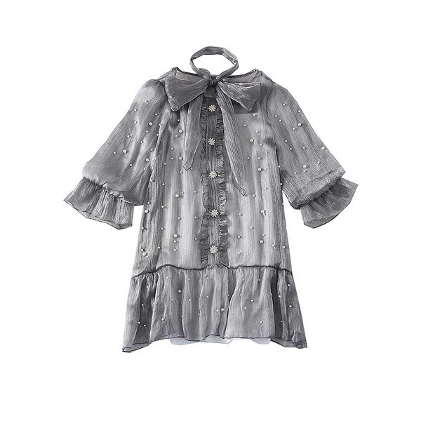 Stílusos női ruha gyöngyökkel fehér és szürke színben