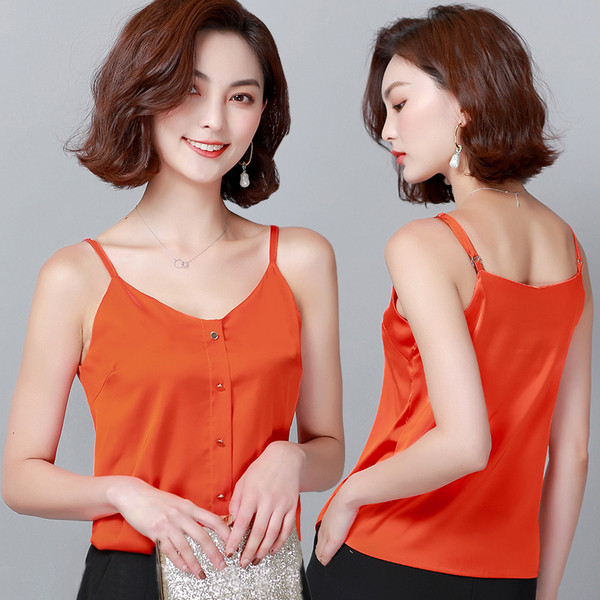 Új modell női felső öt színben, gombokkal