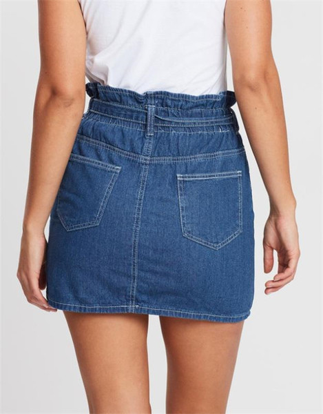 Lezser női rövid farmerszoknya magas derékkal, kék színben