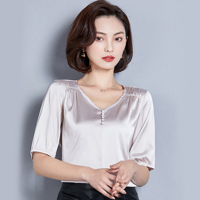 Női blúz V-nyakkal és gombokkal, három színben