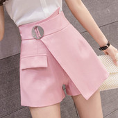Stílusos női rövidnadrág két színben, magas derékkal