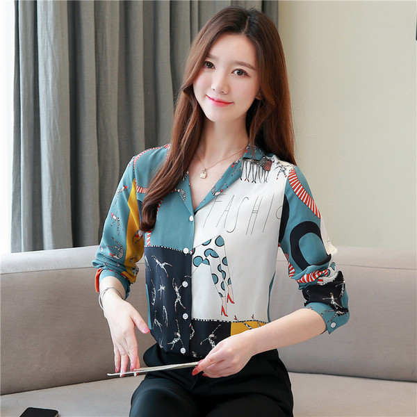 Modern női ing hosszú ujjal és gombokkal