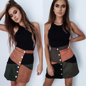 Modern női szoknya magas derékkal és gombokkal