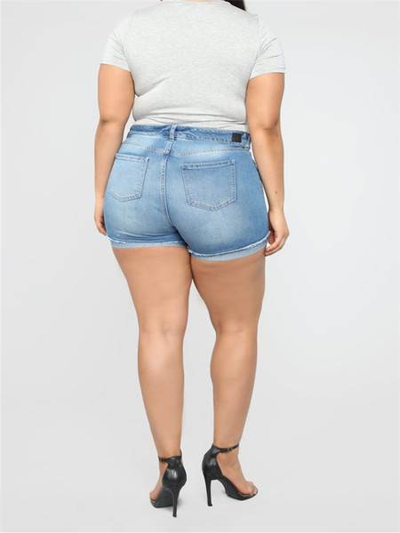 Pantaloni scurți moderni de damă cu motive rupte în albastru