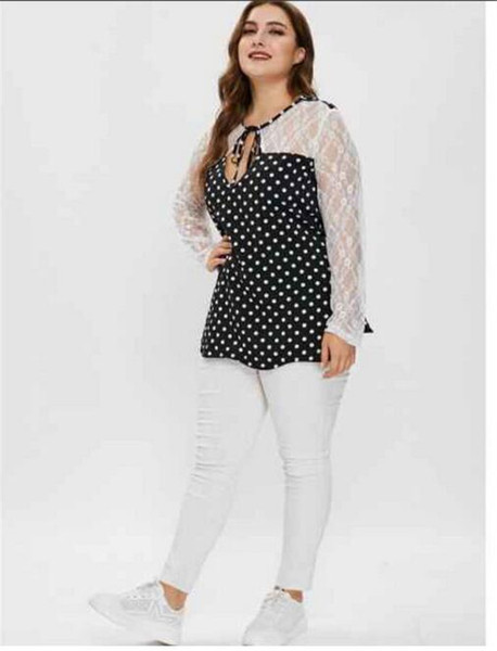 Bluză de damă modernă cu dantelă alb-negru