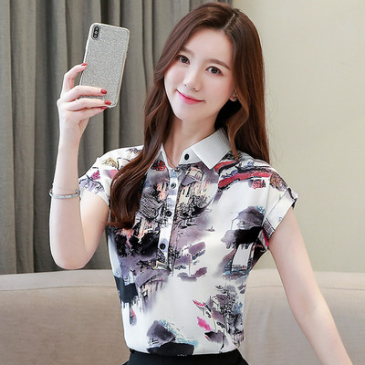 Cămașă modernă de damă cu mâneci scurte și nasturi