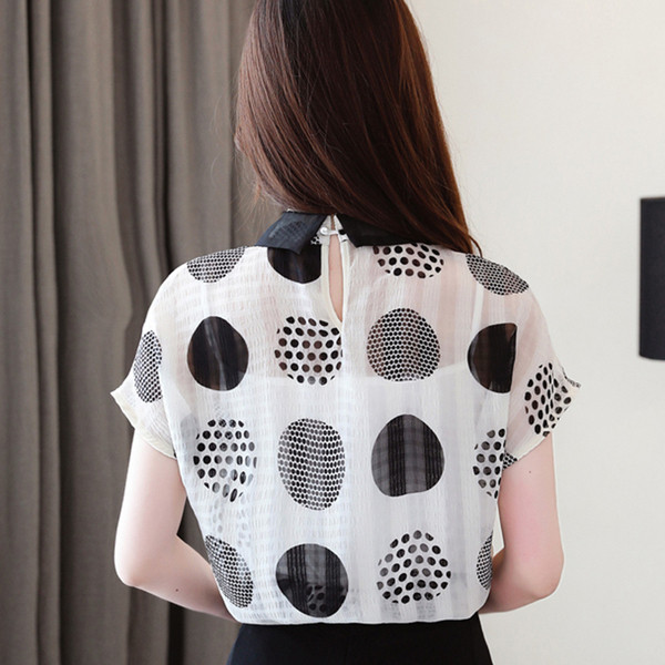 Cămașă actuală pentru copii cu mâneci scurte - în alb și negru