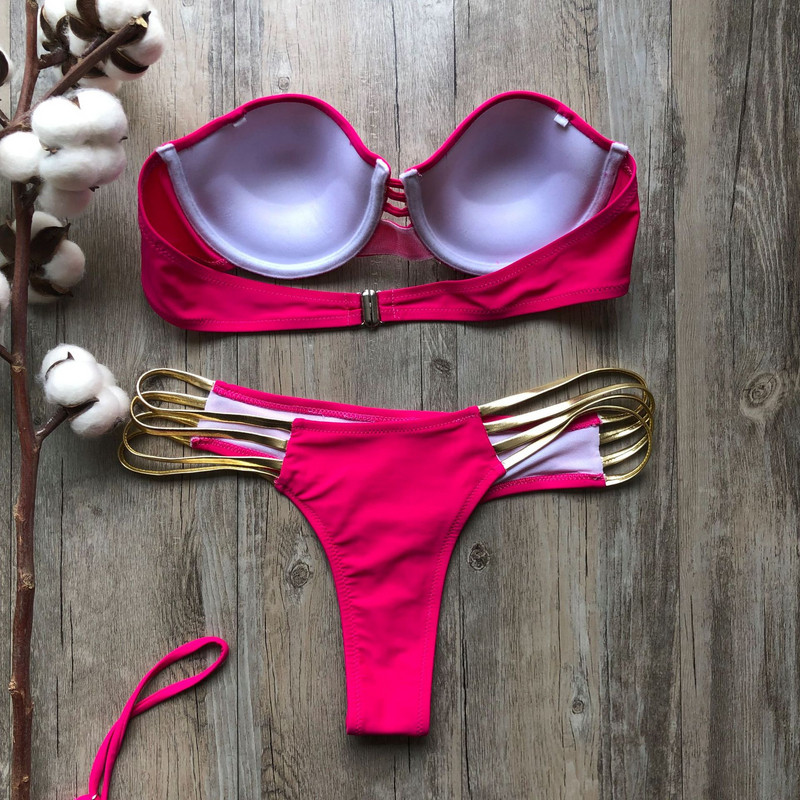 Modern női fürdőruha két részes rózsaszín színben