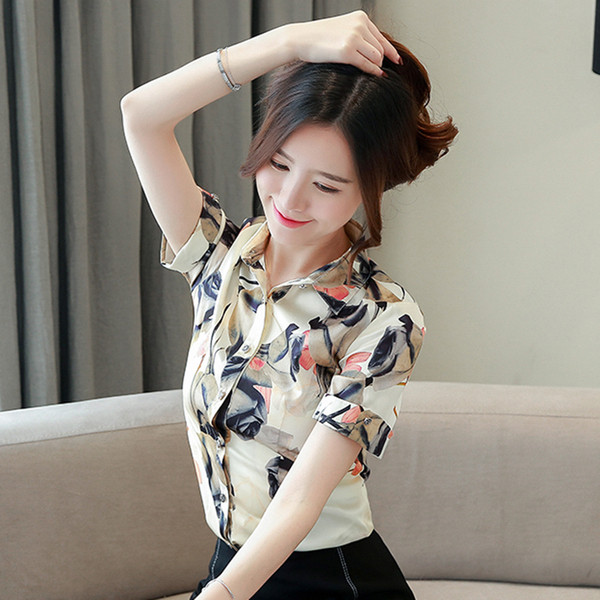 Aktuális női rövid ujjú ing virágos motívumokkal