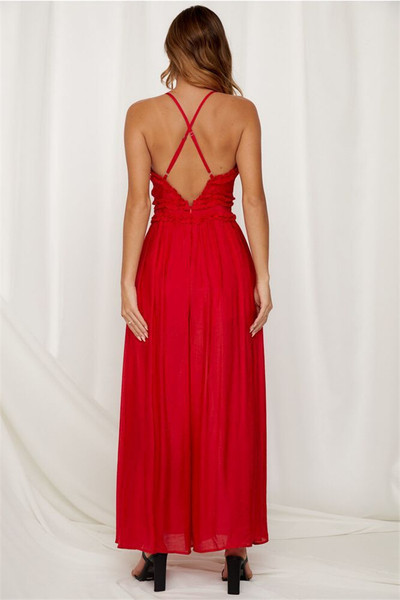 Salopeta de dama eleganta cu bretele subtiri si decolteu adanc in mai multe culori