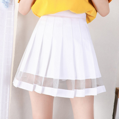 Modern női szoknya magas szoknyával fehér és fekete színben