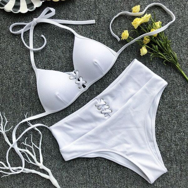 Női fürdőruha két részes fehér és nyakkendős színben