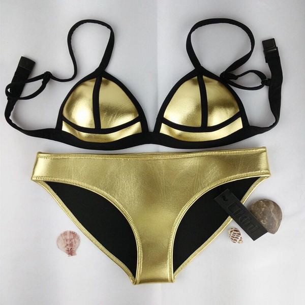 Női fürdőruha háromszög felsővel több színben