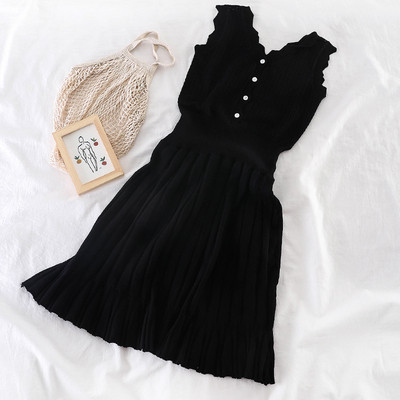 Modern női ruha többféle színben, rugalmas derékkal