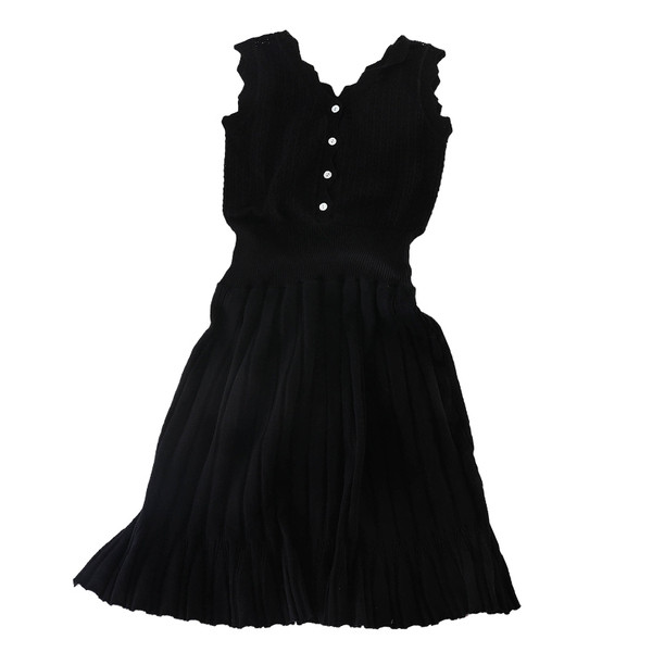 Modern női ruha többféle színben, rugalmas derékkal