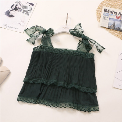 Modern női felső csipkével, többféle színben