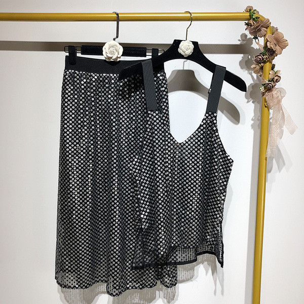 Női hosszú szoknya és felső szett