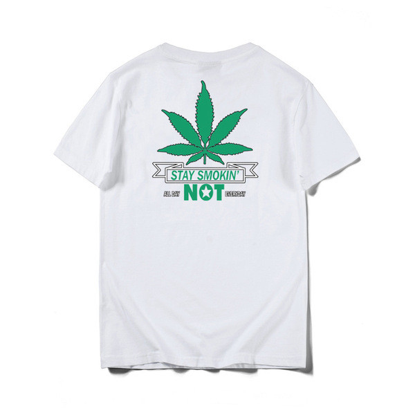 Alkalmi férfi póló rátéttel, három színben