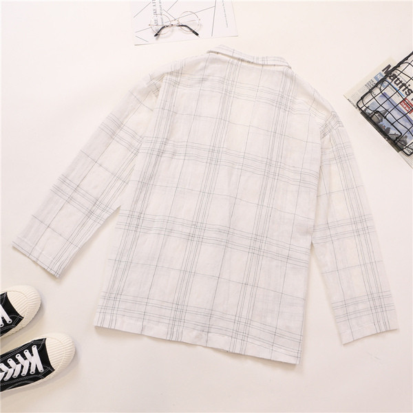 Női kockás kabát fekete-fehér színben