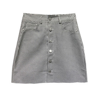 Kockás rövid szoknya gombokkal és zsebekkel