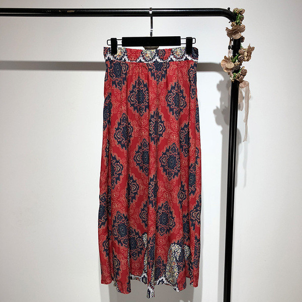 Hosszú szoknya gumival és derékban megkötővel