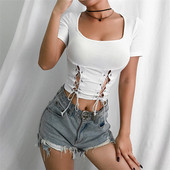 Alkalmi női póló O-nyakkal és fűzős fehér színben