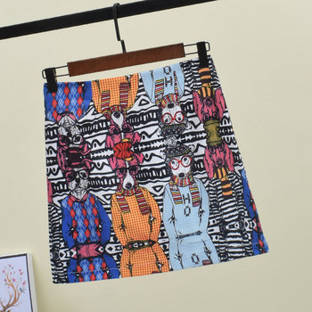 Női szoknya színes applikációval - rövid modell