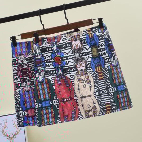 Női szoknya színes applikációval - rövid modell