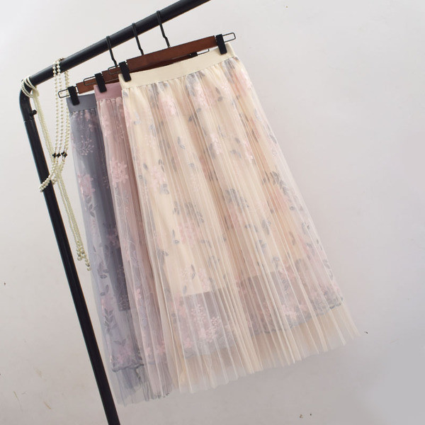 Női szoknya tüll elemmel több színben