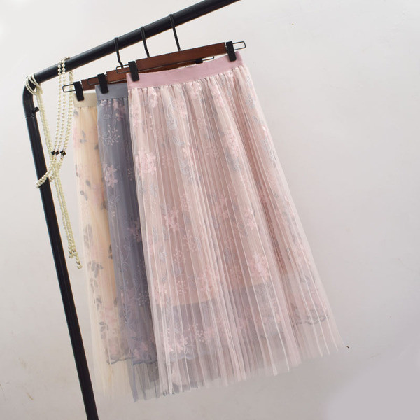 Női szoknya tüll elemmel több színben