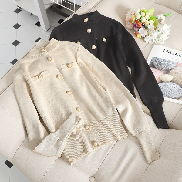 Női mellény O-alakú gallérral, fekete és bézs színben