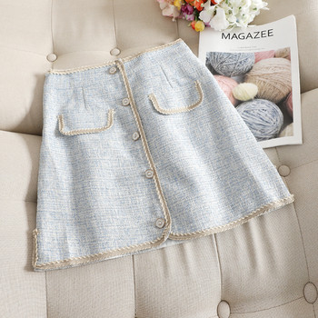 Stílusos női szoknya magas derékkal, világos színekben