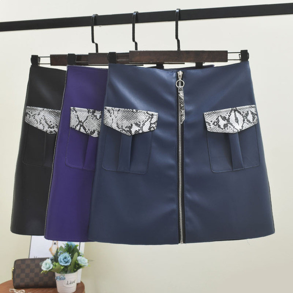 Aktuális női bőrszoknya cipzárral és zsebekkel több színben