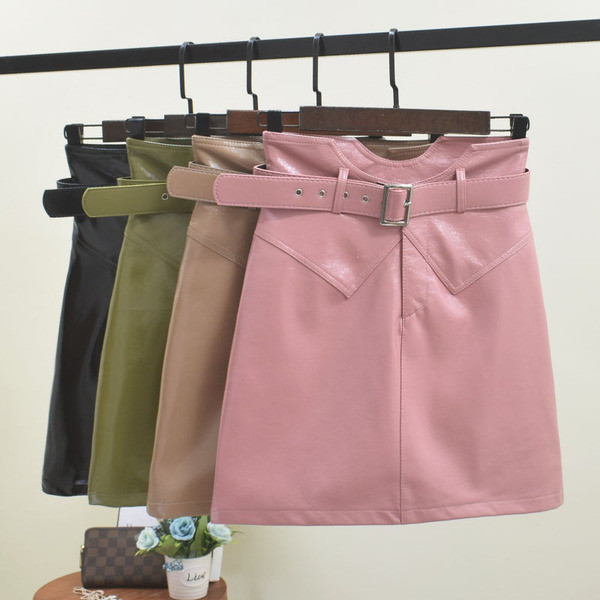 Modern női bőrszoknya övvel több színben
