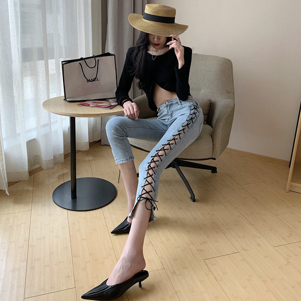 Aktuális női farmer Karcsú, fűzős modell