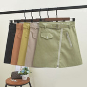 Női szoknya cipzárral és övvel több színben