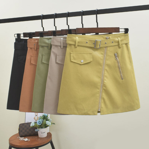 Női szoknya cipzárral és övvel több színben