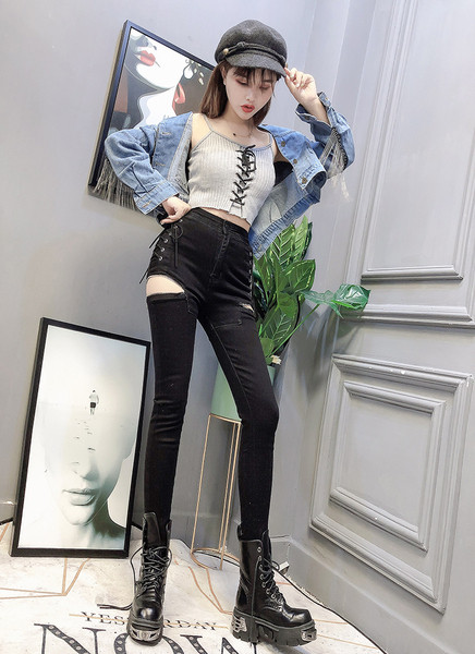 Aktuális női farmer magas derékkal, két színben cipzárral