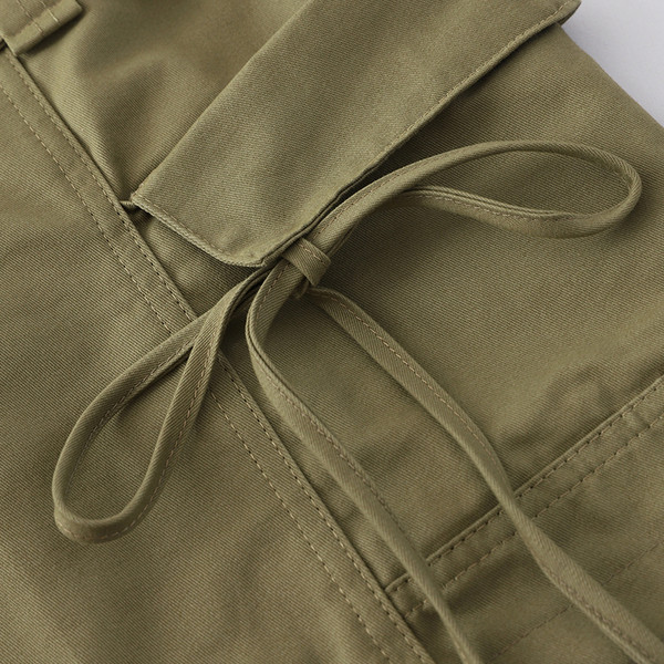 Modern női kétrészes szett zöld csíkos inggel és szoknyával