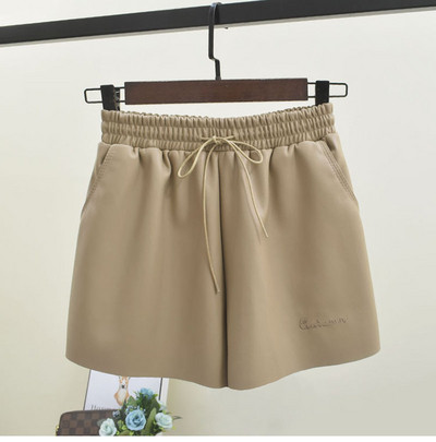 Női bőr rövidnadrág elasztikus derékkal, többféle színben