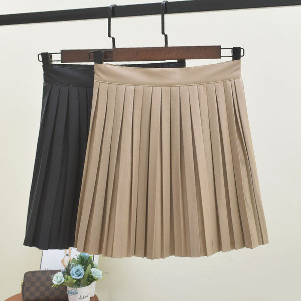 Rakott női szoknya két színben